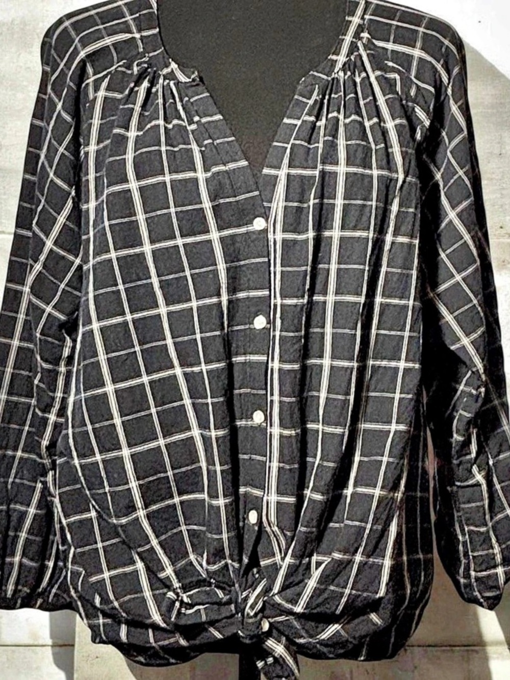 Old Navy Black & White Windowpane Plaid Gauze Button Front Split Neck Top